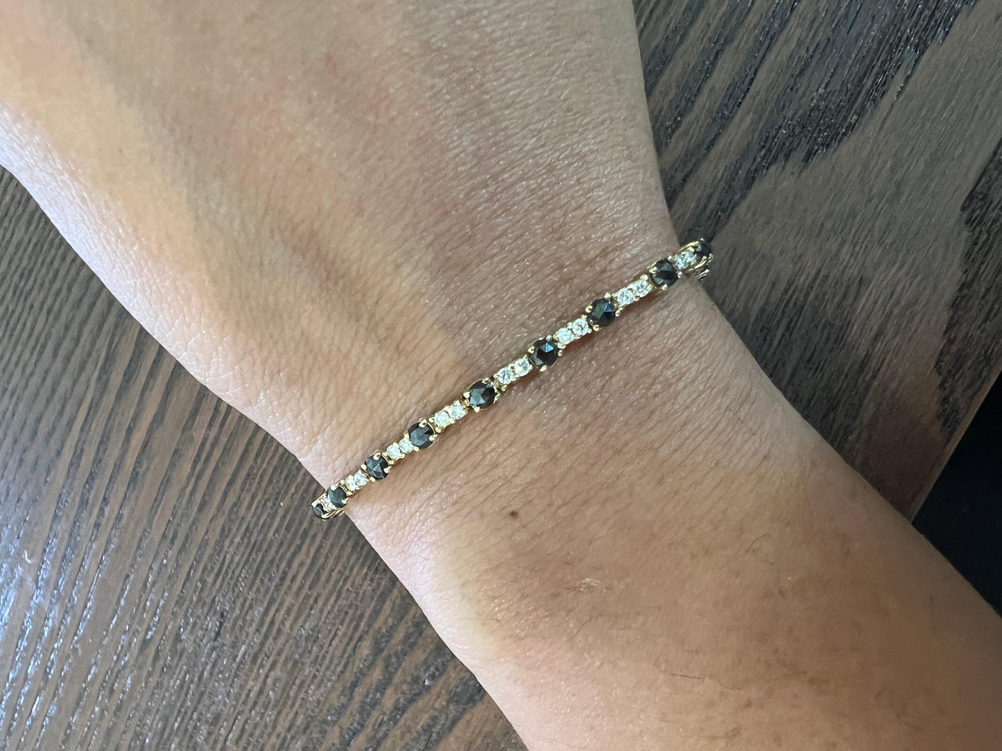 3.13 Carat Black Diamond White Diamond 14 Karat Yellow Gold Bracelet