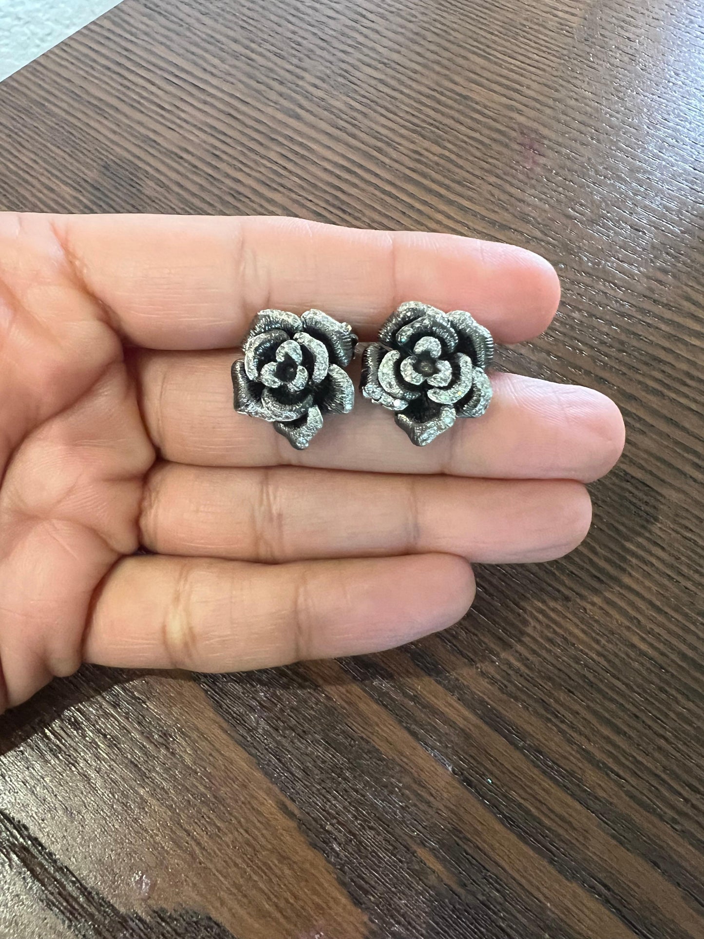 0.65 Carat Diamond Black Rhodium Gold Flower Earrings