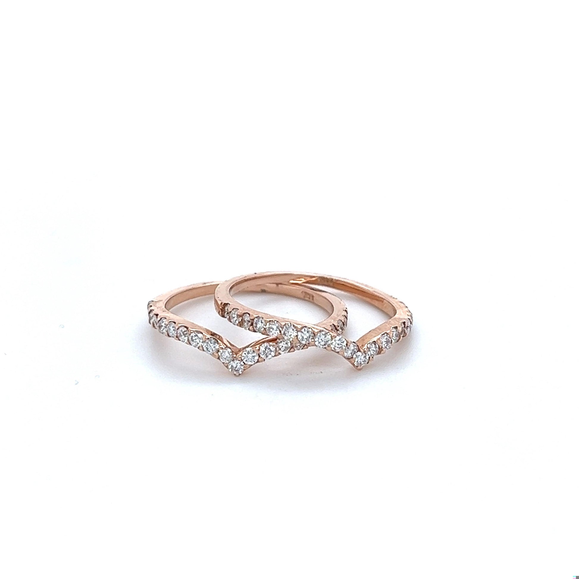 0.79 Carat Round Cut Diamond Rose Gold Bands