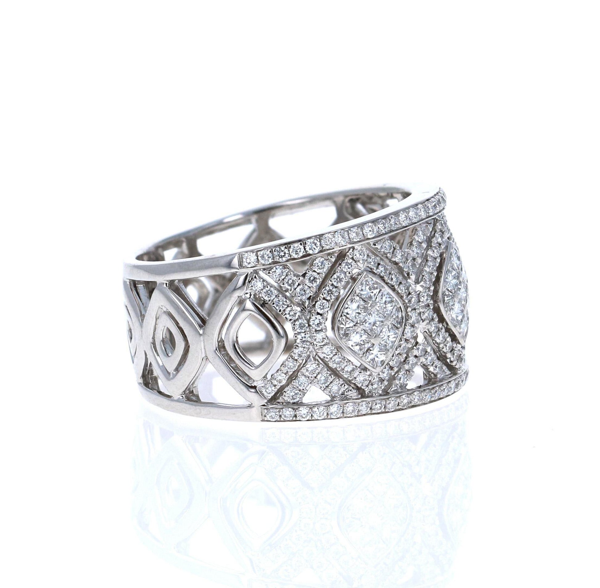1.00 Carat Diamond 18 Karat White Gold Vintage Cocktail Band