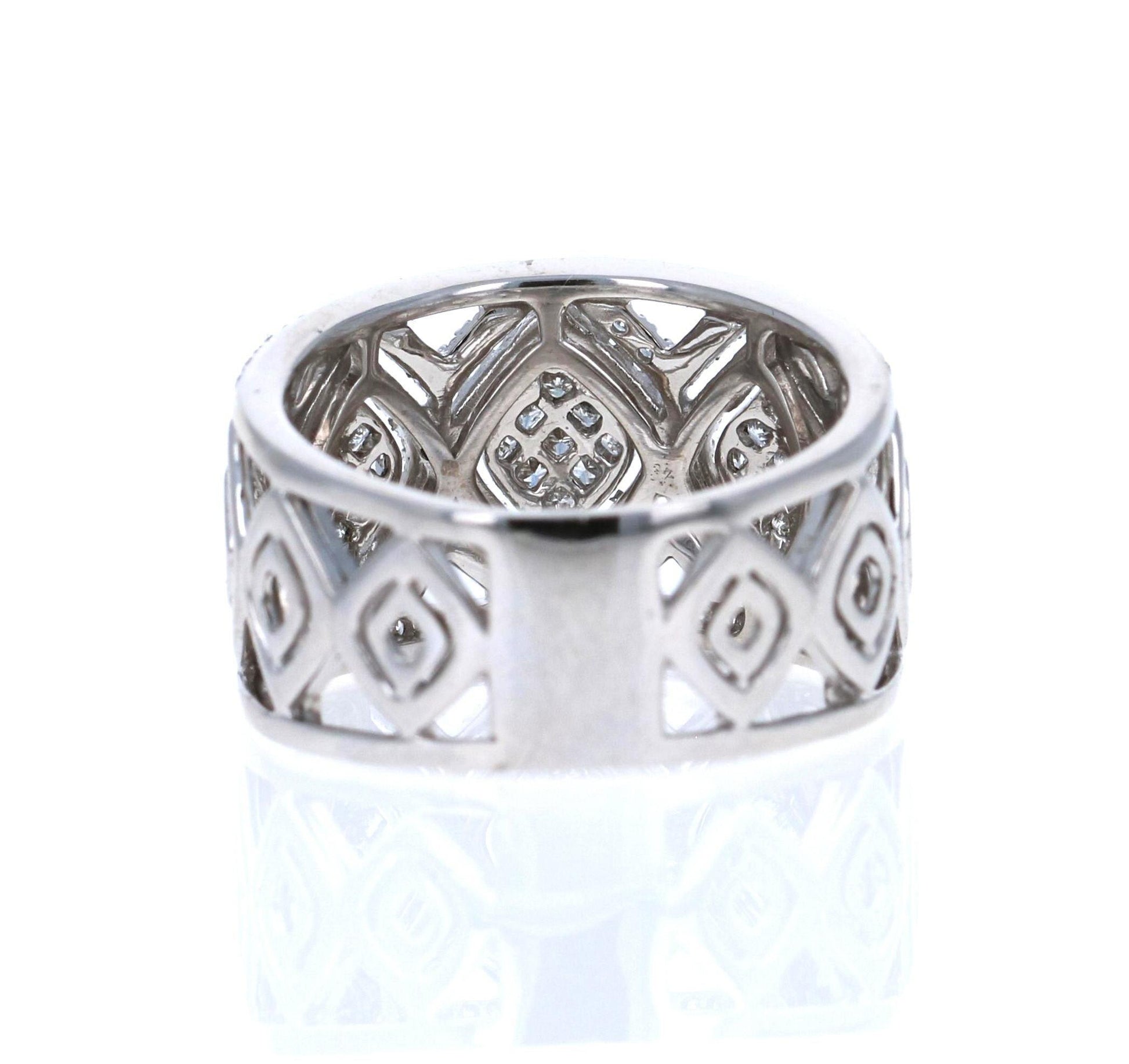 1.00 Carat Diamond 18 Karat White Gold Vintage Cocktail Band