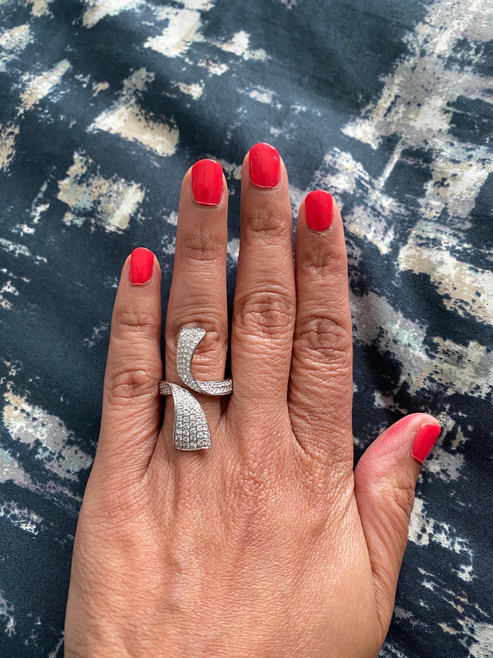 1.09 Carat Round Cut Diamond White Gold Cocktail Ring