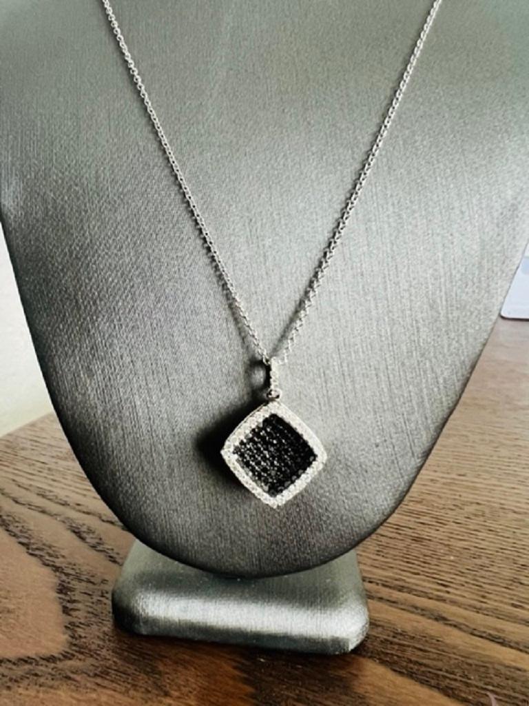 1.27 Carat Black Diamond White Diamond 14 Karat White Gold Chain Necklace