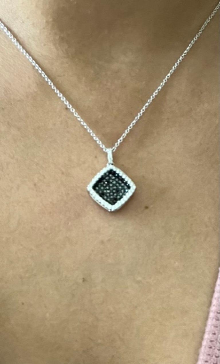 1.27 Carat Black Diamond White Diamond 14 Karat White Gold Chain Necklace