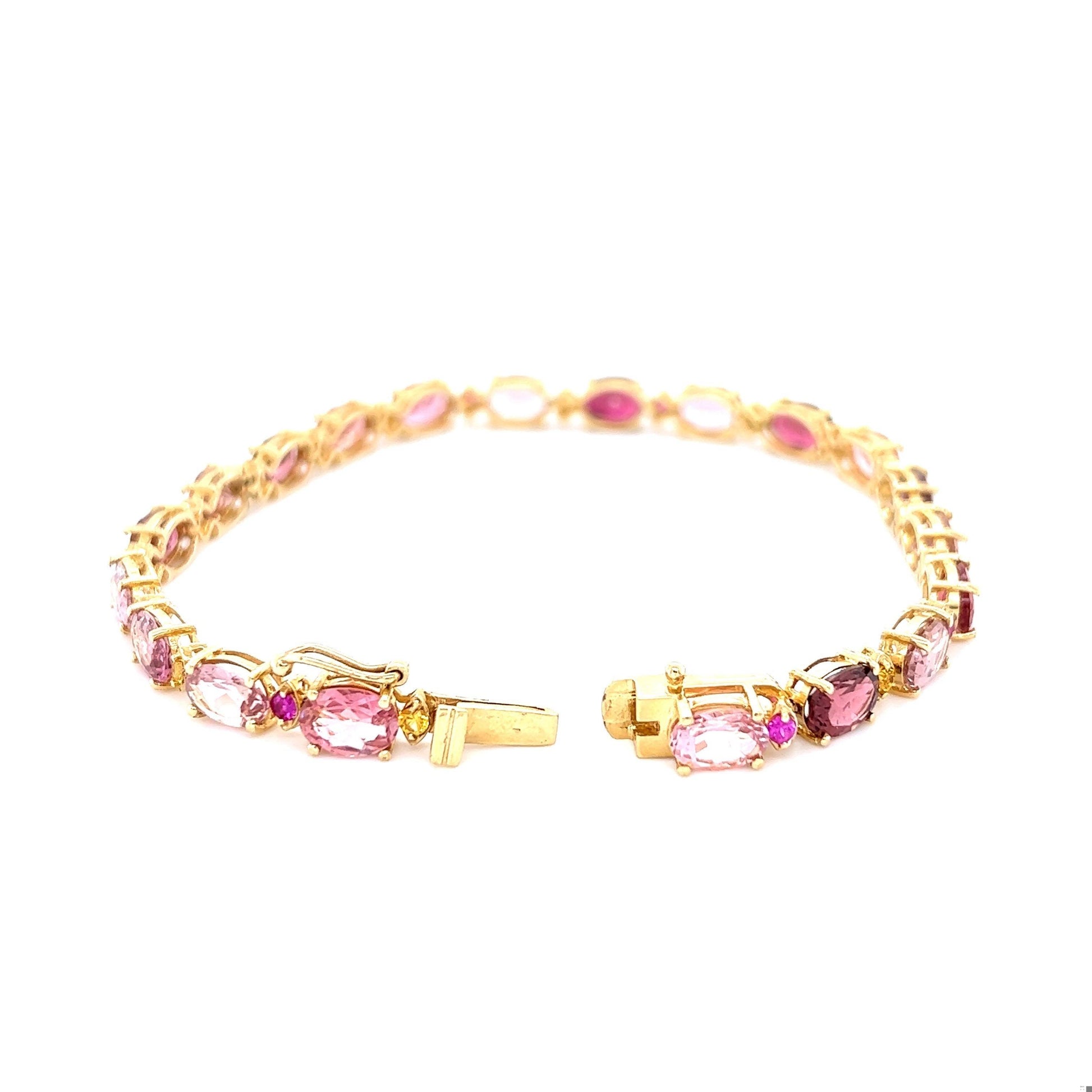 15.63 Carat Natural Tourmaline Sapphire 14 Karat Yellow Gold Bracelet