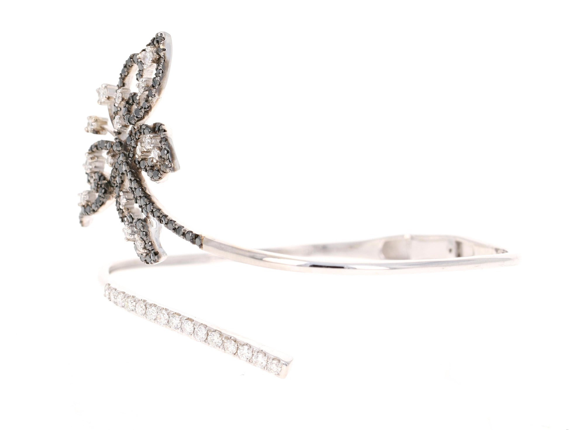 1.94 Carat Black Diamond White Diamond White Gold Bangle