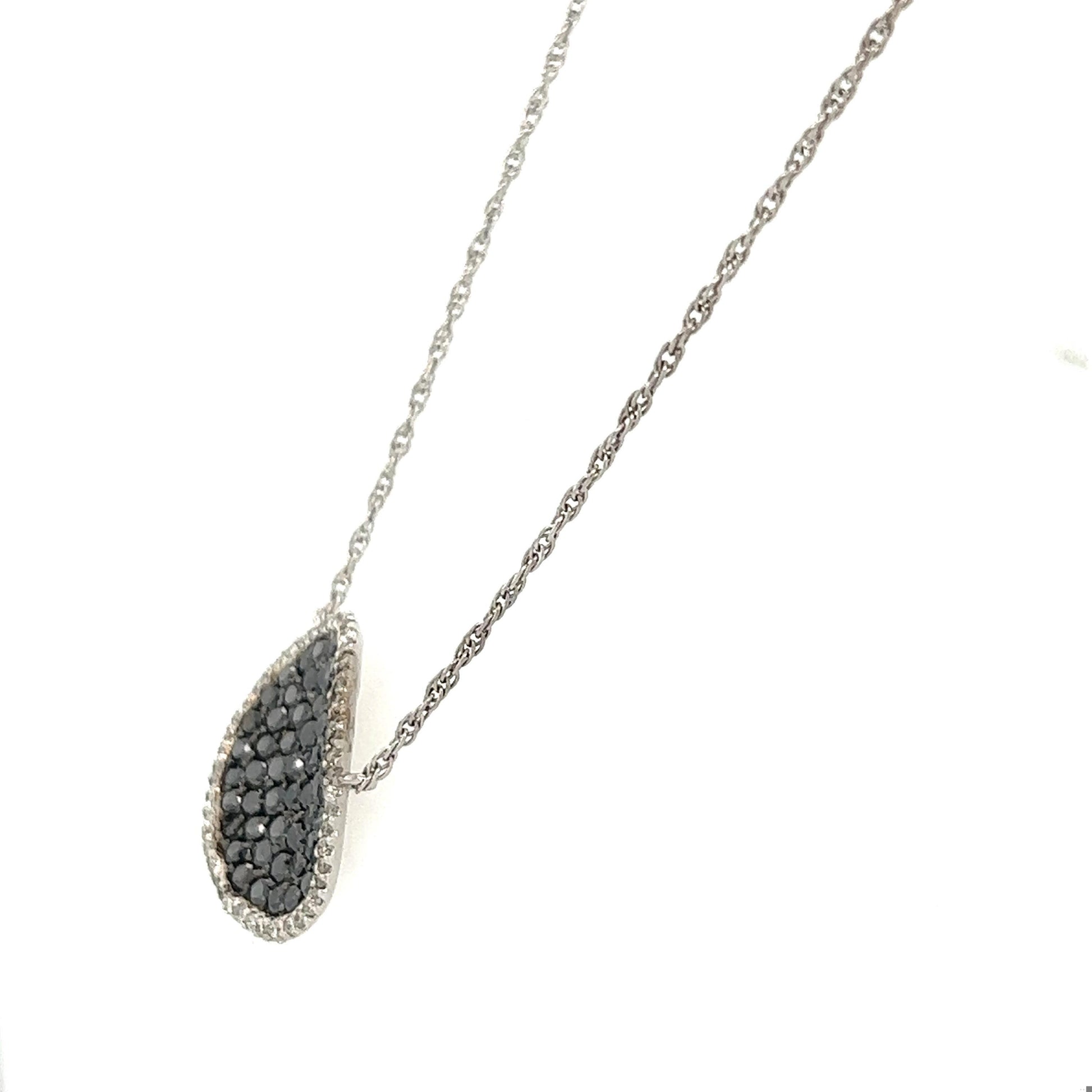 2.02 Carat Black Diamond White Diamond 14 Karat White Gold Chain Necklace
