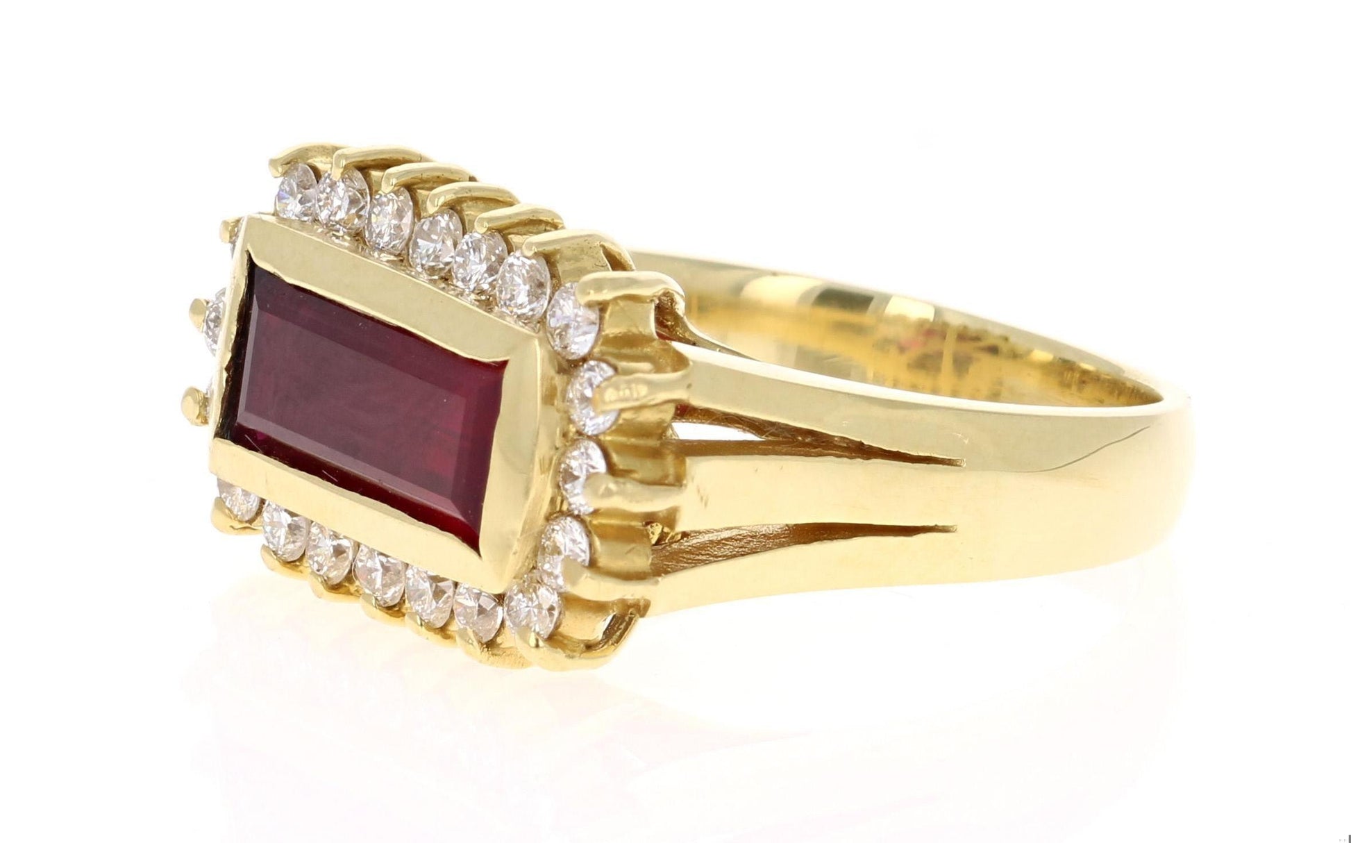 3.14 Carat Ruby Diamond 18 Karat Yellow Gold Ring