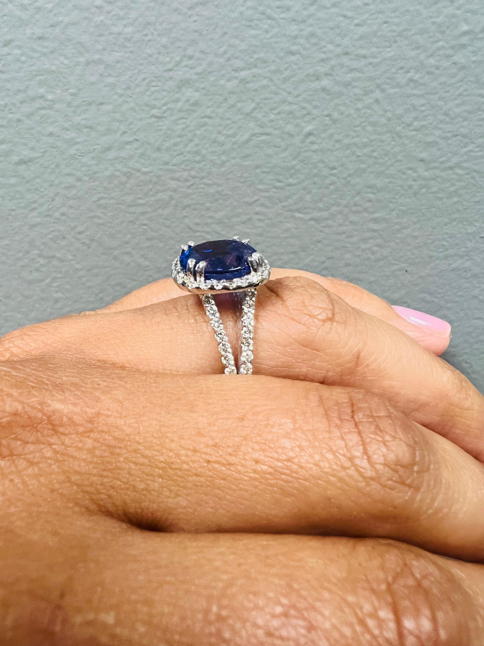 5.08 Carat Tanzanite Diamond 14 Karat White Gold Ring