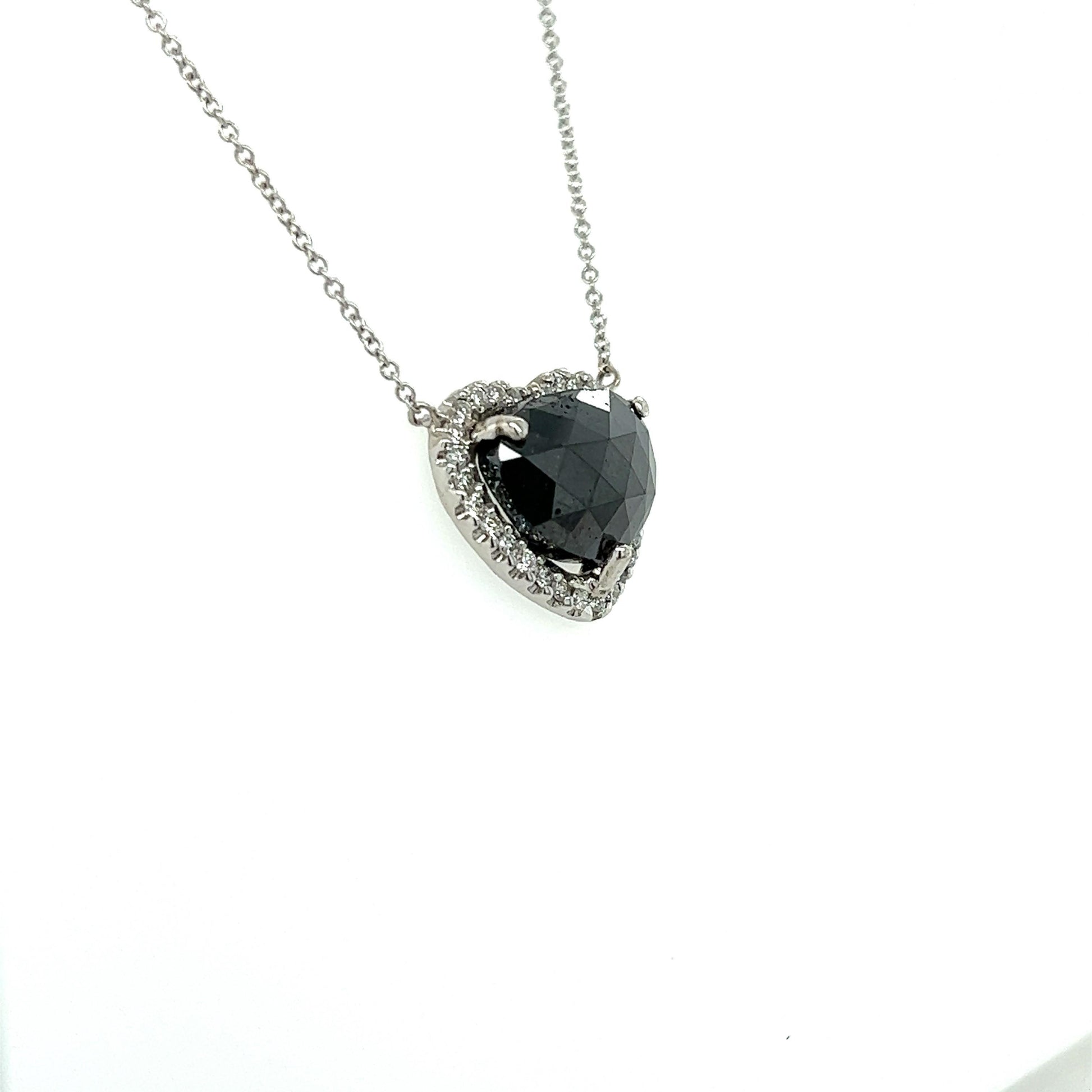 5.11 Carat Black Diamond White Diamond White Gold Chain Necklace