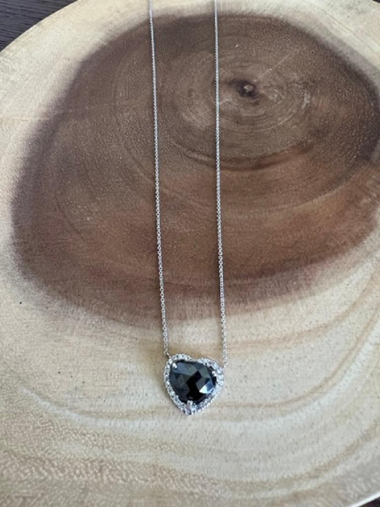 5.11 Carat Black Diamond White Diamond White Gold Chain Necklace