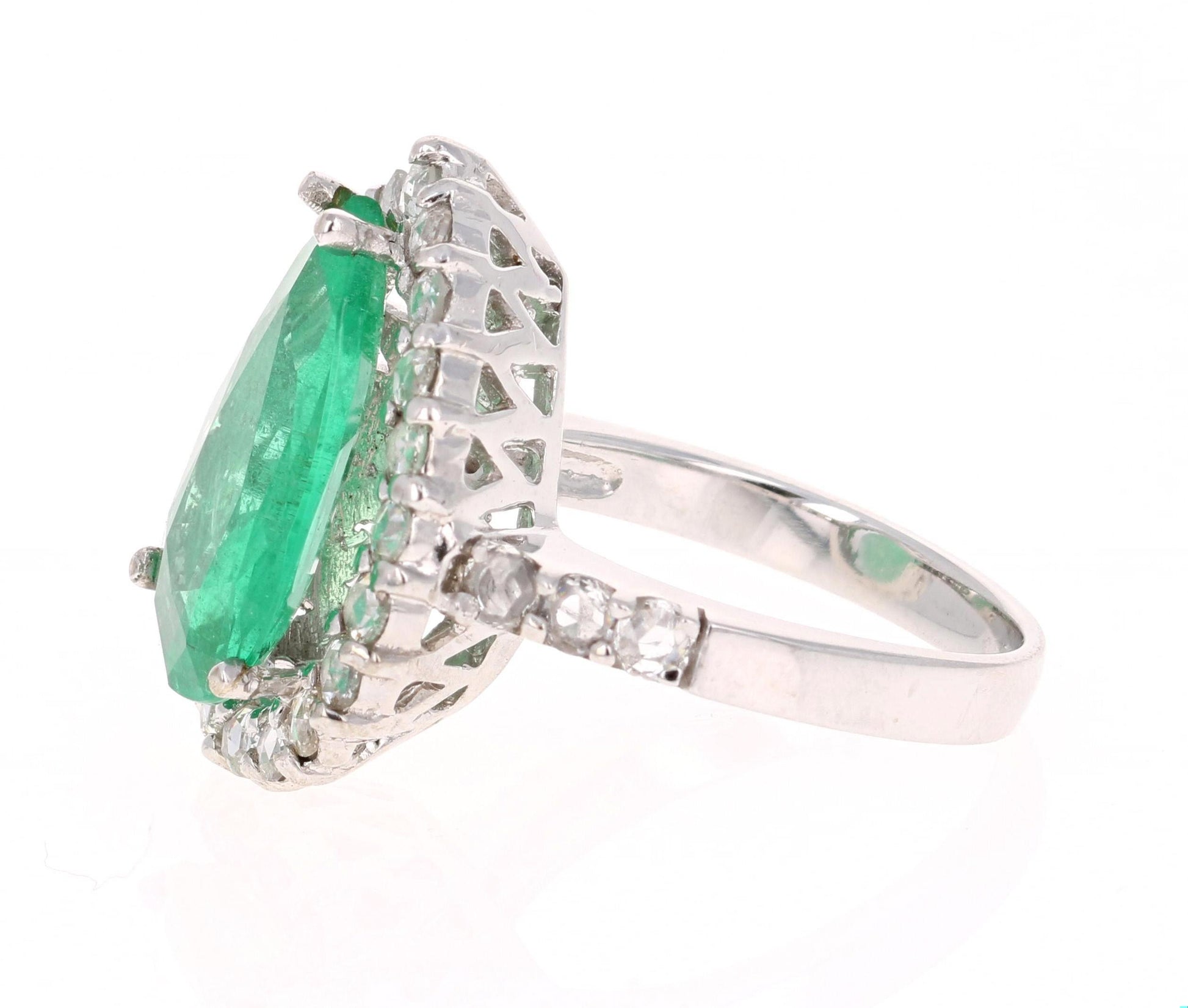 5.67 Carat Pear Cut Emerald Diamond 14 Karat White Gold Vintage Ring