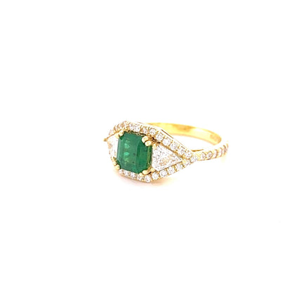 GIA Certified 2.50 Carat Emerald Diamond 18 Karat Yellow Gold Bridal Ring