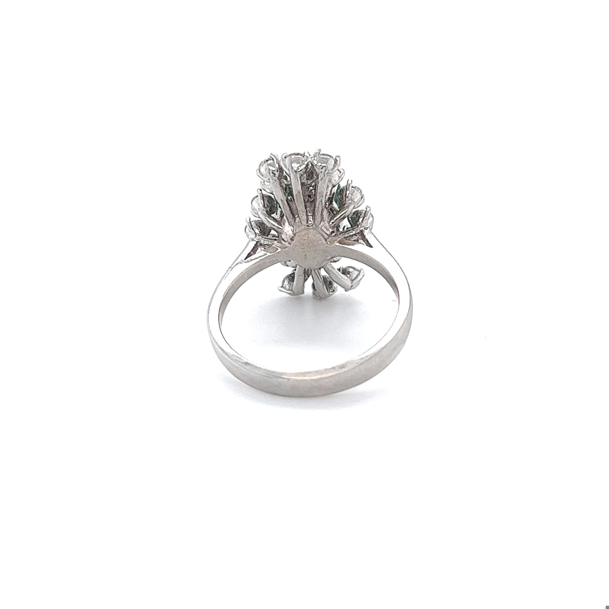 GIA Certified 2.92 Carat Natural Emerald Diamond White Gold Ring