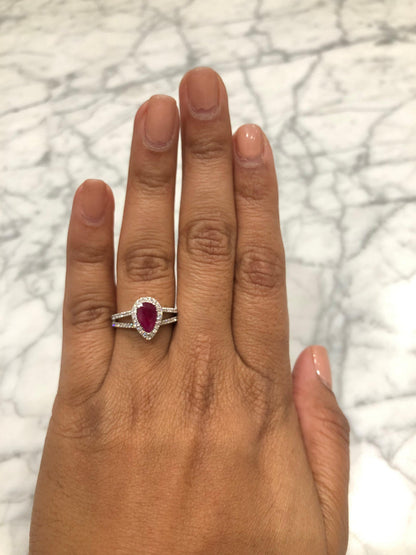 Ruby Diamond 1.50 Carat 18 Karat White Gold Engagement Ring