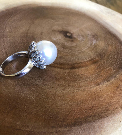 South Sea Pearl and Diamond 14 Karat White Gold Cocktail Ring